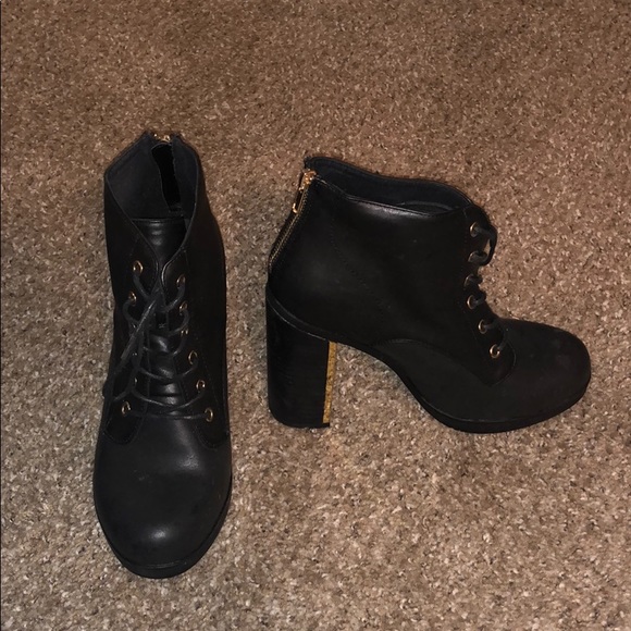 Torrid booties - Picture 2 of 3